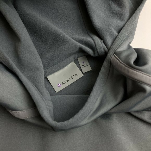 Athleta Plush Tech Running Pullover Hoodie in Grey - Picture 3 of 5